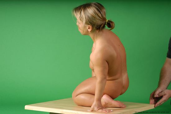 Nude Woman White Kneeling poses - ALL Average Kneeling poses - on one knee medium brown Pinup