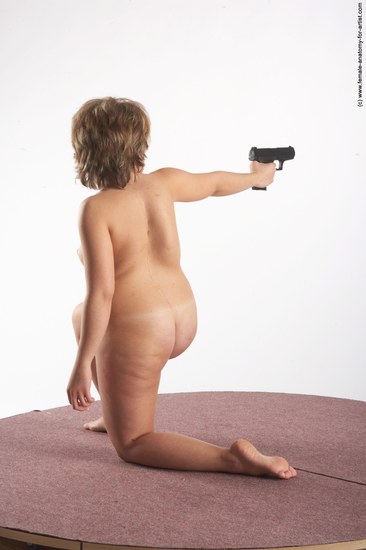 Nude Fighting with gun Woman White Kneeling poses - ALL Average short blond Pinup