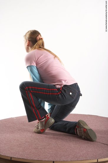 Casual Woman White Kneeling poses - ALL Slim Kneeling poses - on one knee long blond Academic