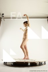 zlatica standing 04c