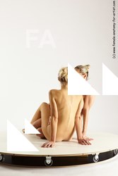 sitting reference of duo 25b