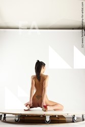 kneeling reference of peggy 12c