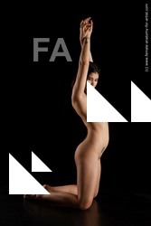 kneeling reference of lady dee23