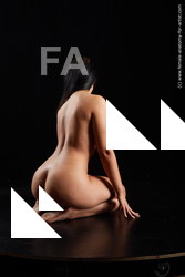 kneeling reference of jennifer mendez14