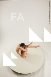 tracey sitting 01 01a