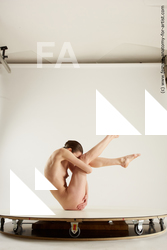 tracey sitting 01 01c