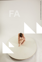 tracey sitting 01 05a