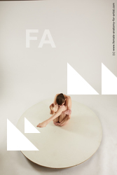 tracey sitting 01 06a