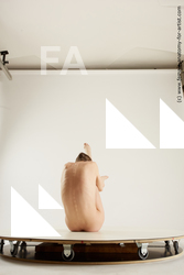 tracey sitting 01 14c