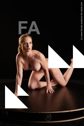 kneeling reference vinna reed16