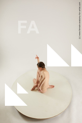 tracey sitting 02 04a