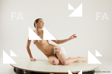 tracey sitting 02 17b