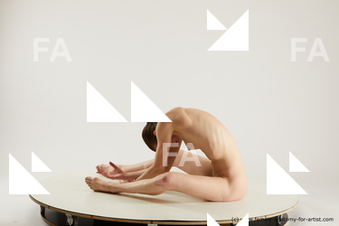 tracey sitting 02 41b