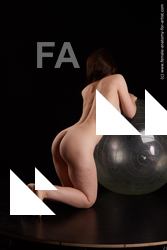 kneeling reference rania 04