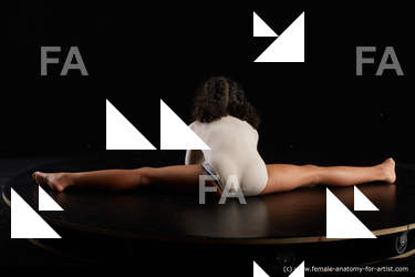 laying reference elissa 03