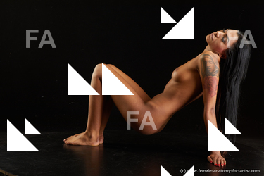 laying reference adelle sabelle 02