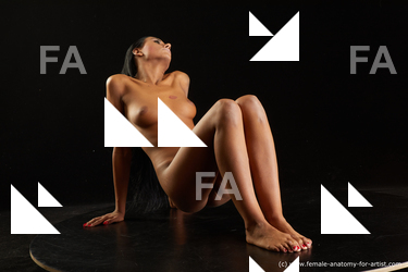 laying reference adelle sabelle 07