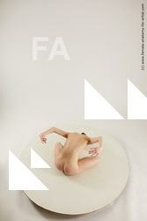 tracey sitting 03 10a