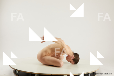 tracey sitting 03 13b