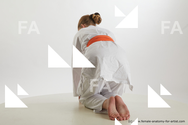 kneeling reference selin 03