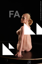 sitting reference vinna reed 03