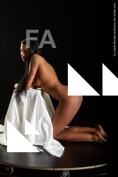 kneeling reference adelle sabelle 07