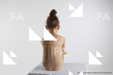 sitting reference doroteya 04