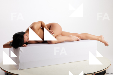 laying reference reeta 08