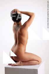 kneeling reference reeta 03
