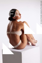 sitting reference jade 08