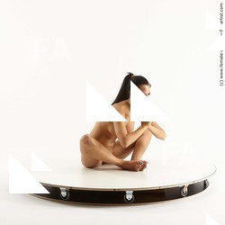 sitting reference marina 08