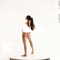 standing reference marina 02