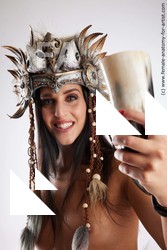 standing reference suleika 16