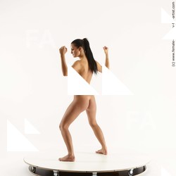 standing reference marina 04