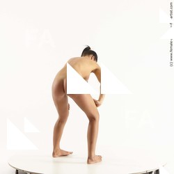 standing reference marina 06