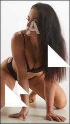 Kneeling reference poses Zuzu Sweet