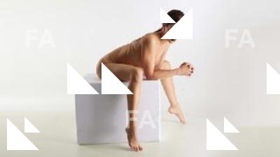 Sitting reference poses Cynthia