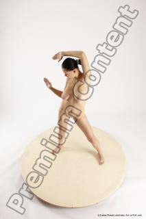 melanie standing 02a