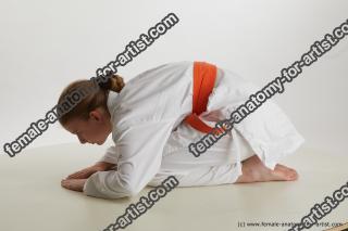 kneeling reference selin 01