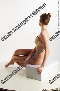 sitting reference malin 04