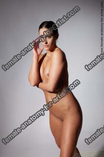 standing reference suleika 03